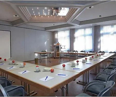 Goebel's Aquavita 4*