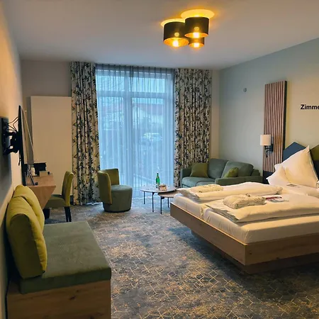 Goebel's Aquavita 4*