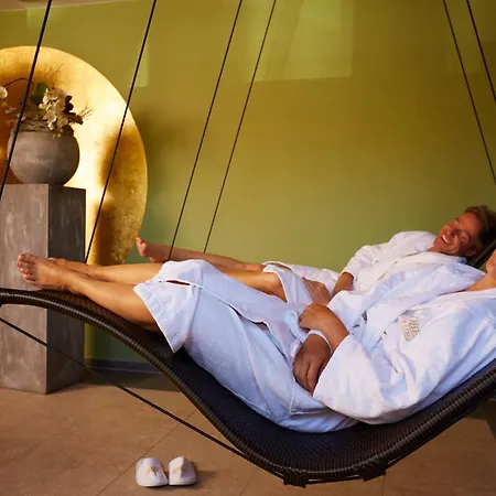 Goebel's Aquavita 4*